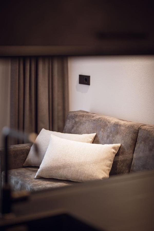 Rouda Luxury Retreat Am Kronplatz ヴァルダーオラ エクステリア 写真