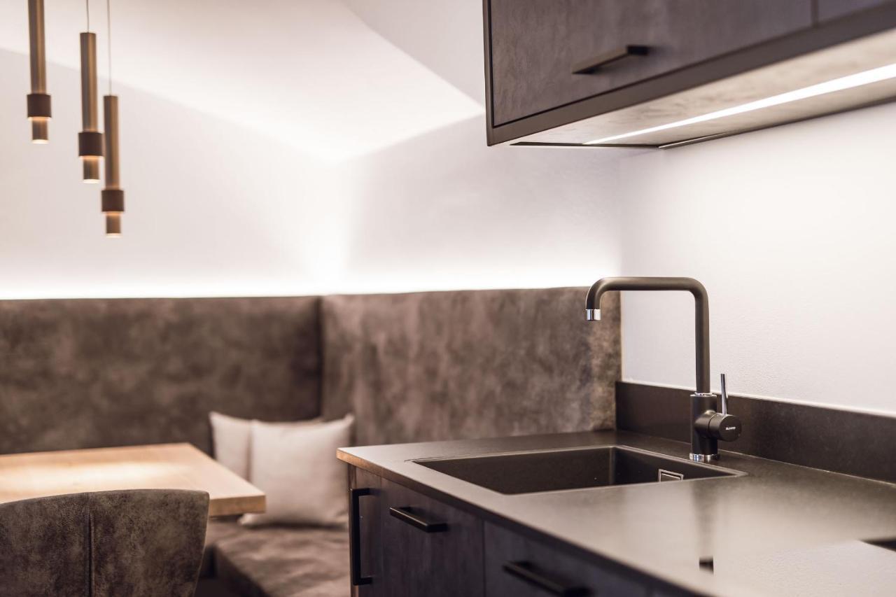 Rouda Luxury Retreat Am Kronplatz ヴァルダーオラ エクステリア 写真