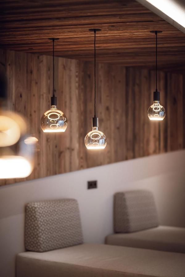 Rouda Luxury Retreat Am Kronplatz ヴァルダーオラ エクステリア 写真